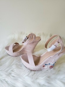light pink wedge heels