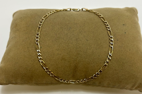 LOVELY 14K YELLOW GOLD 8-1/4" TEXTURED DESIGN FIGARO CHAIN BRACELET - Picture 2 of 8