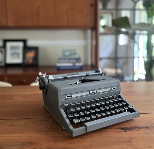 Vintage 1940s Royal Quiet Deluxe Typewriter Double Gothic Typeface