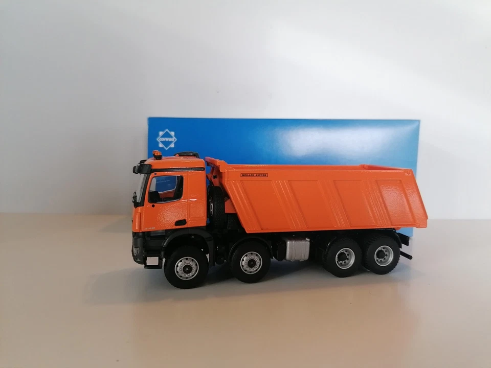 Conrad 78259/0 Meiller Hinterkipper Mercedes-Benz Arocs 1:50