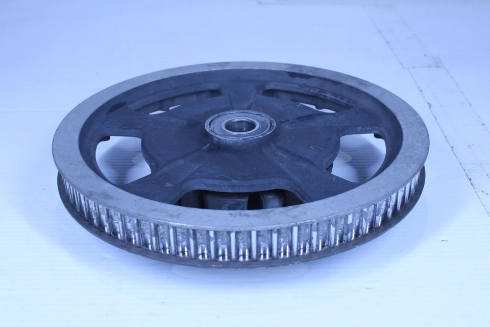 Harley-Davidson Road Glide Touring 2012 OEM piñón trasero 68T polea 40217-09 Foto 3 de 4