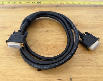 High-Quality DVI-D Cable with Ferrite Cores - Digital Video Cable