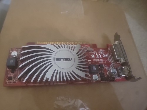 ASUS Radeon HD 5450 512MB EAH5450 SILENT/DI/512MD2/LP Video Card FREE SHIPPING!!