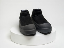 UGG Classic Ultra Mini Weather Hybrid  Boots - UK 11