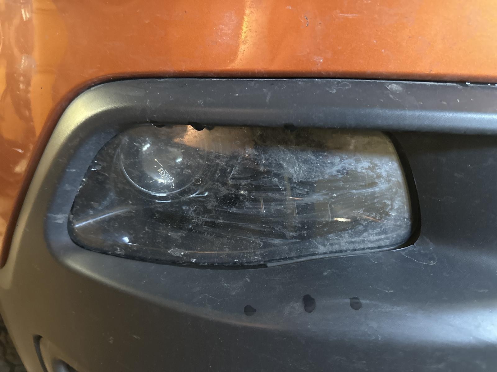 Used Driving Light fits: 2016 Jeep Cherokee Fog-Driving bumper mounted round Gra