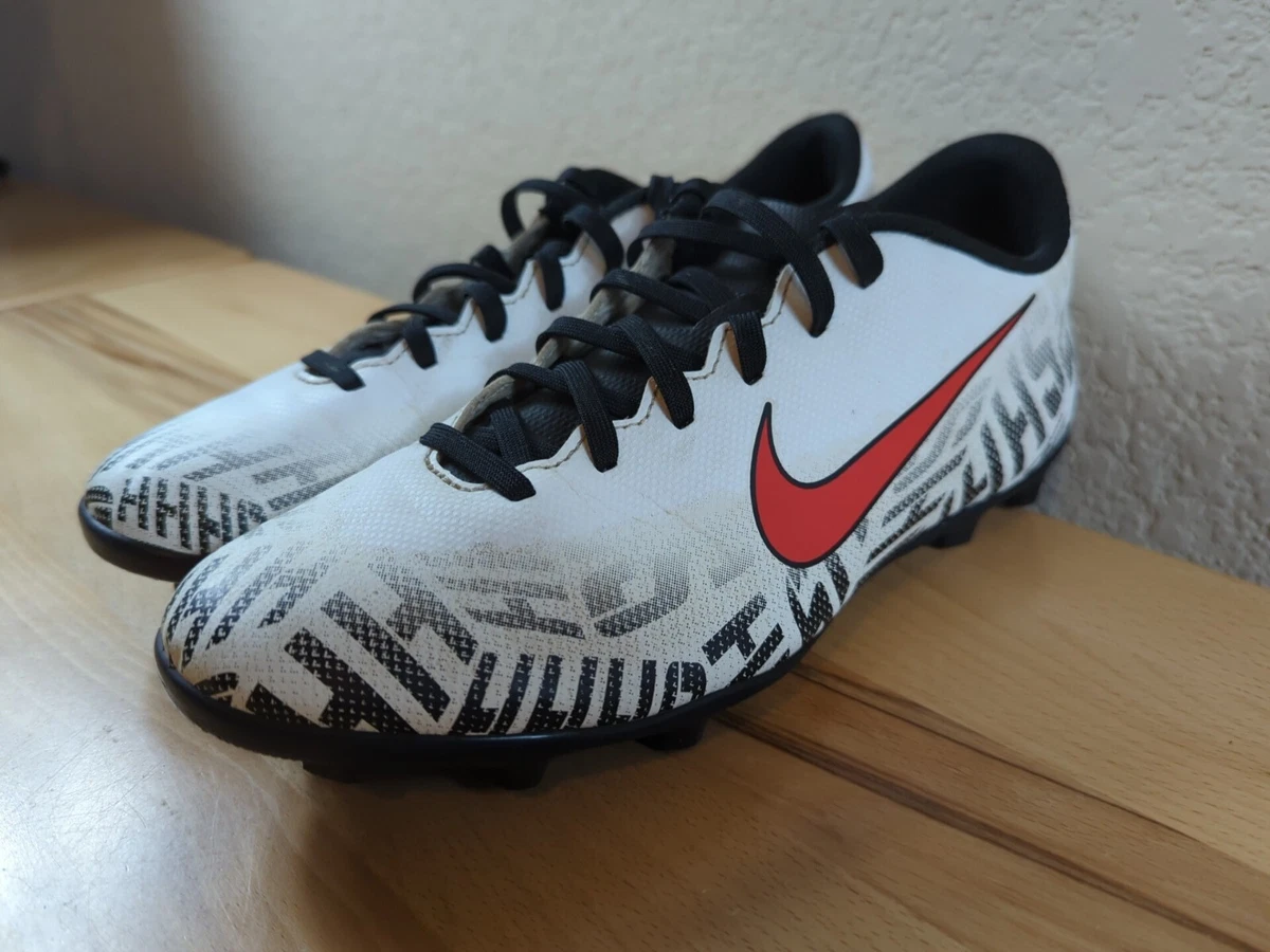 Neymar mercurial vapor outlet 360