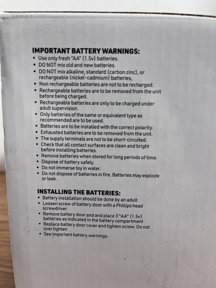 Star Wars Grogu Baby Yoda Bubble Machine with Bubble Solution The