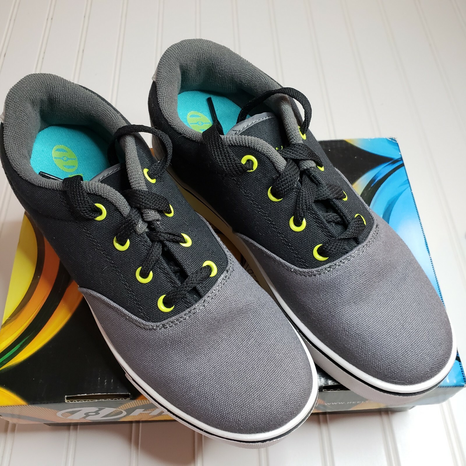 heelys size 2.5