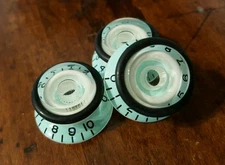 3 CTS 24 Spline Speed Grip Push/Pull Top Hat Knobs... Seafoam Green/Cream... JAT