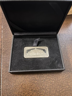 The Hanging Garden Of Babylon, Singapore Airlines Silver ingot