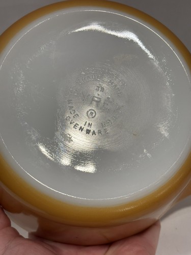 Vintage Pyrex Butterscotch Orange 1 1/2 Pt. Bowl 472 With Handles - Picture 10 of 10