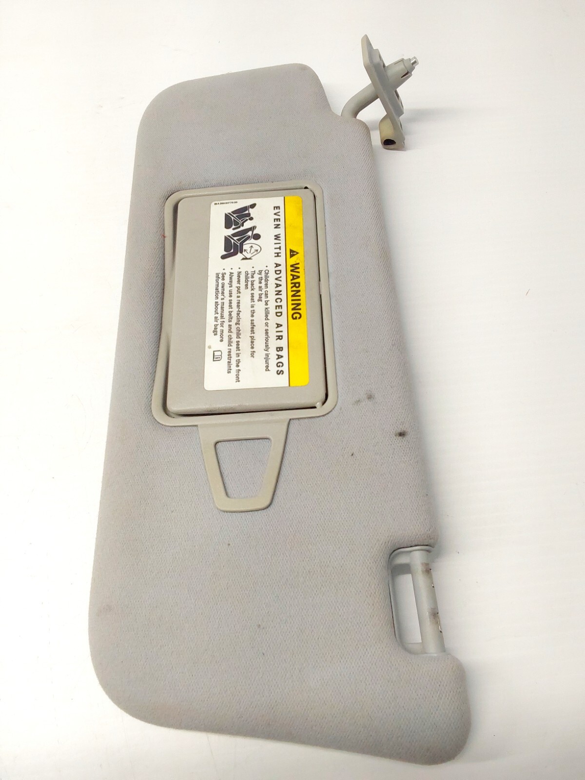 MercedesBenz 2006 EClass Driver side Sun Visor W211 E320 E350 E550