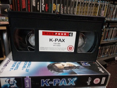K-Pax ~ FilmFour Ex-Rental VHS ~ Kevin Spacey, Jeff Bridges - Imagen 4 de 5