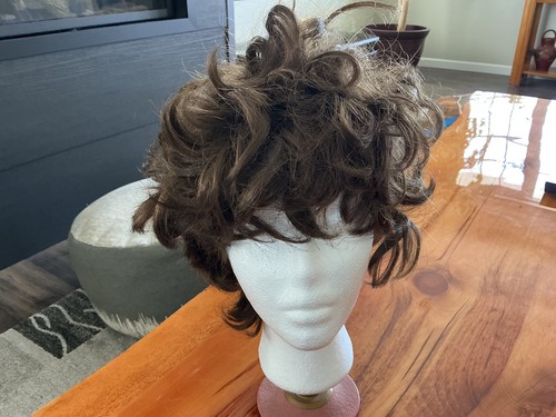 VINTAGE KANEKALON KOREA SHORT BROWN WIG