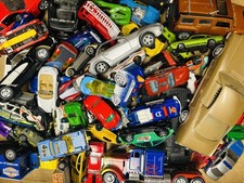 Lot Of 5 Pounds Random Cars Vehicles Hot Wheels Matchbox 5 Lbs Toy