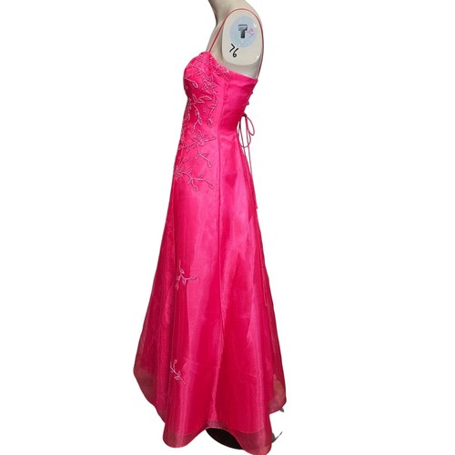 Morgan & Co. de colección ROSA INTENSO Vestido de graduación formal con cuentas de red con tiras Regencia 3/4 - Imagen 3 de 18