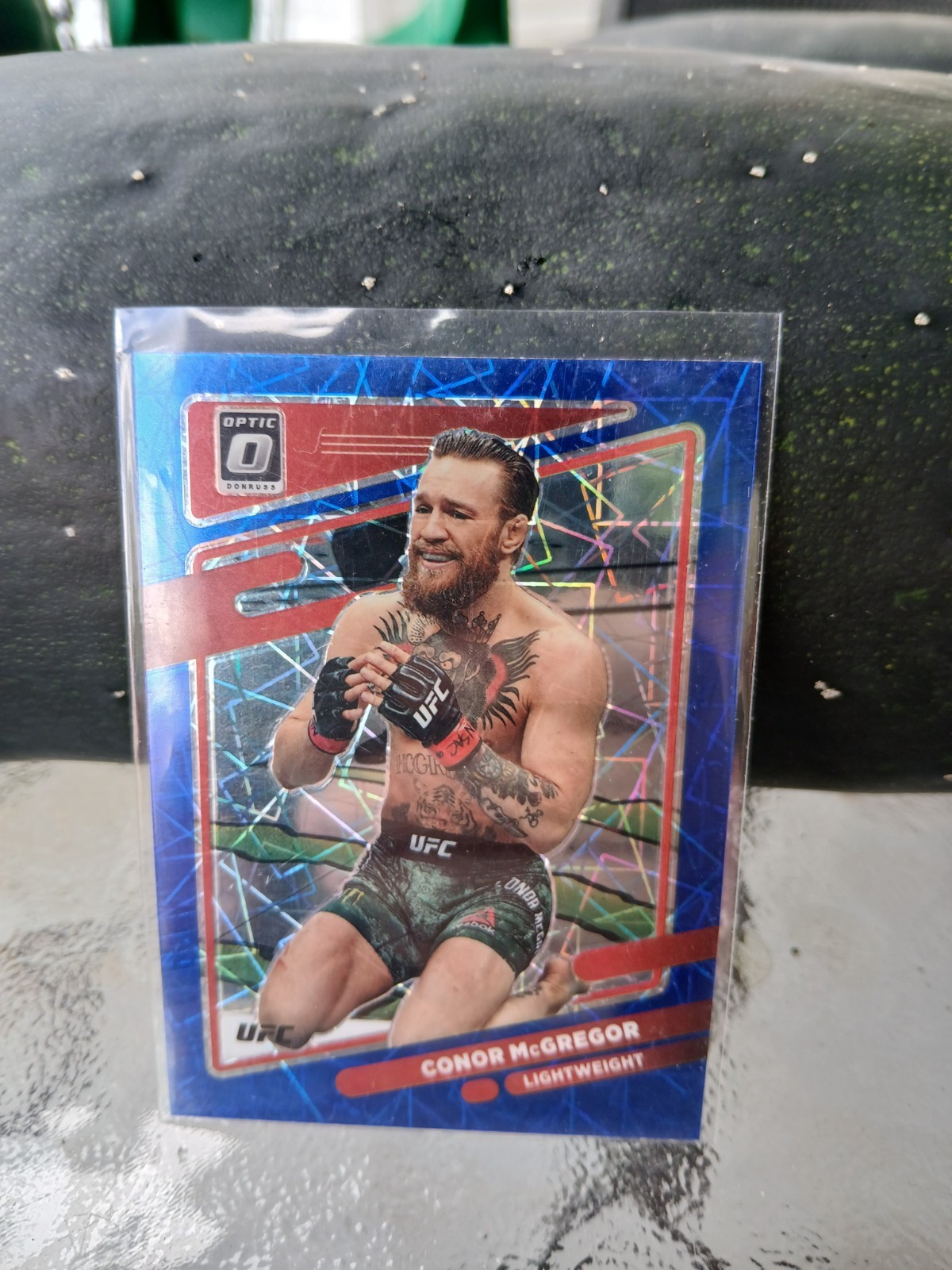 2022 Panini Donruss Optic UFC - Conor McGregor #75 Blue Velocity Prizm
