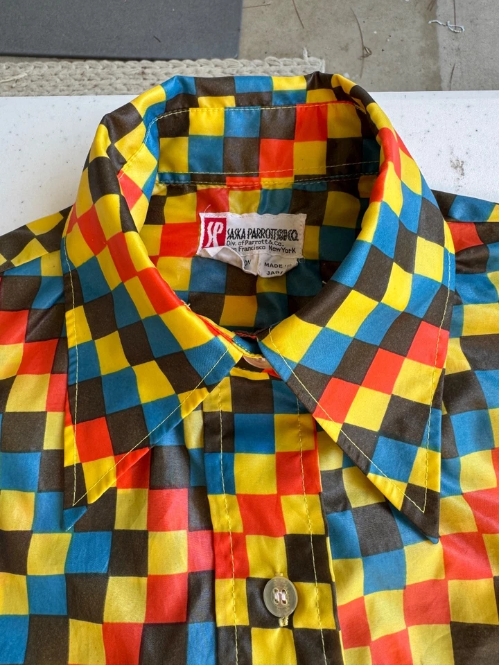 Vintage 1960-1970s Saka Parrott & Co. Nylon Shirt, Made in Japan, Multicolor - Image 3 of 4
