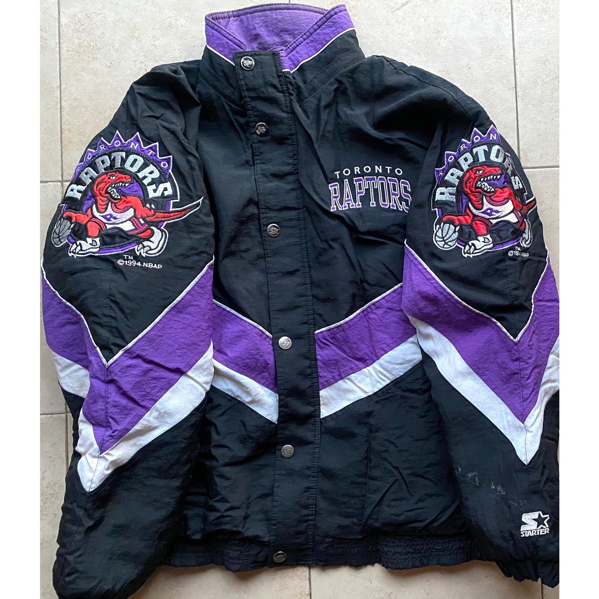 90s Toronto Raptors トロント・ラプターズ　ダウンジャケット Toronto Raptors 90s STARTER puffer LOGOS jacket XL black purple