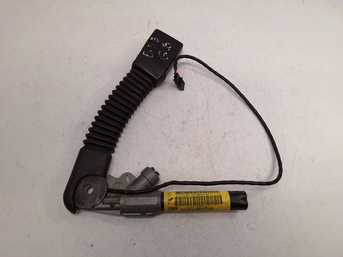 BMW X5 E53 2004 Links Gurtschloss vorne 7078041 ATA87806