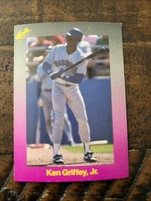 2 Ken Griffey Jr Pink Classic Best & Mariners Future Stars Rookie Cards