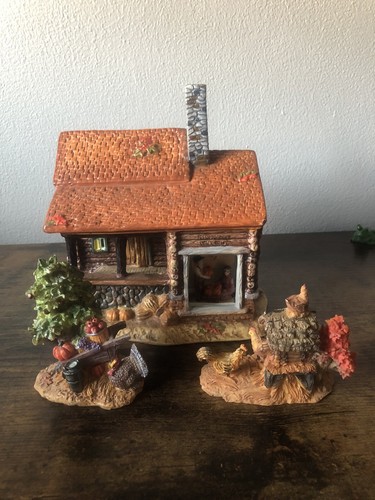 Harvest Fall ceramic cabin With a chicken house&a apple tree lot of 3 No Light
