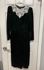 Vintage Lanz Originals Green Velvet Dress Long Lace Modest Cottagecore 10