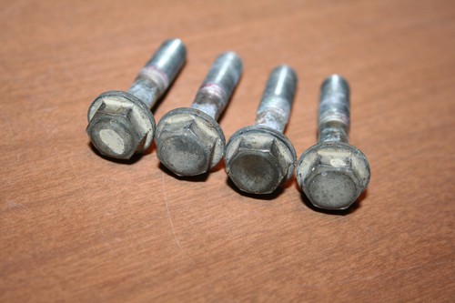 1985 Honda ATC 250ES Big Red Handle Bar Clamp Mounting Bolts 85 86 87 - Picture 2 of 3