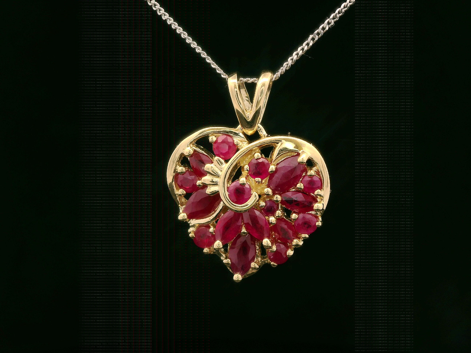 9ct Yellow Gold & Ruby Heart Shaped Ruby Pendant - image 10