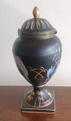 French Neoclassical 'Peint A La Main' Lidded Vase 16.5cm, Early 20th C - Picture 4 of 14