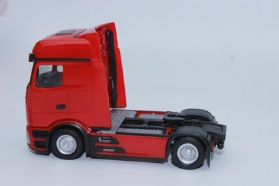 Herpa 320207 Mercedes-Benz Actros L Zugmaschine BigSpace 2achs rot