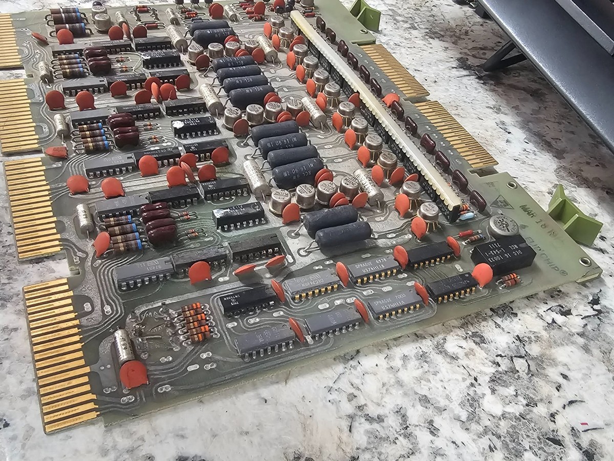 Rare Vintage Retro Clean Digital / DEC G104 PDP-8 4K core memory