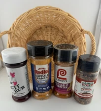 BBQ Lovers Gourmet Spice Gift Basket, Butt Rub, RedHot, Lawry’s, Smoke ’Ems