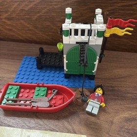 LEGO Pirates: Imperial Armada Sentry (6244) 100% Complete w/ Instructions & Box