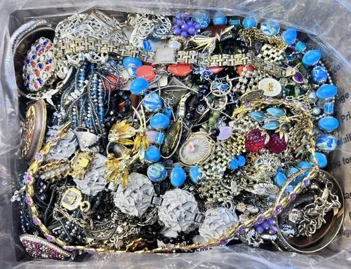 12lb 4oz Vintage To Modern Costume Jewelry Grab Bag~PRIORITY FLAT RATE SHIPPING!