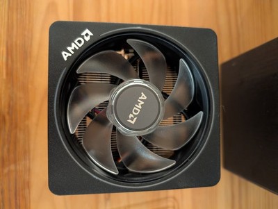 AMD Wraith Prism RGB CPU-Kühler