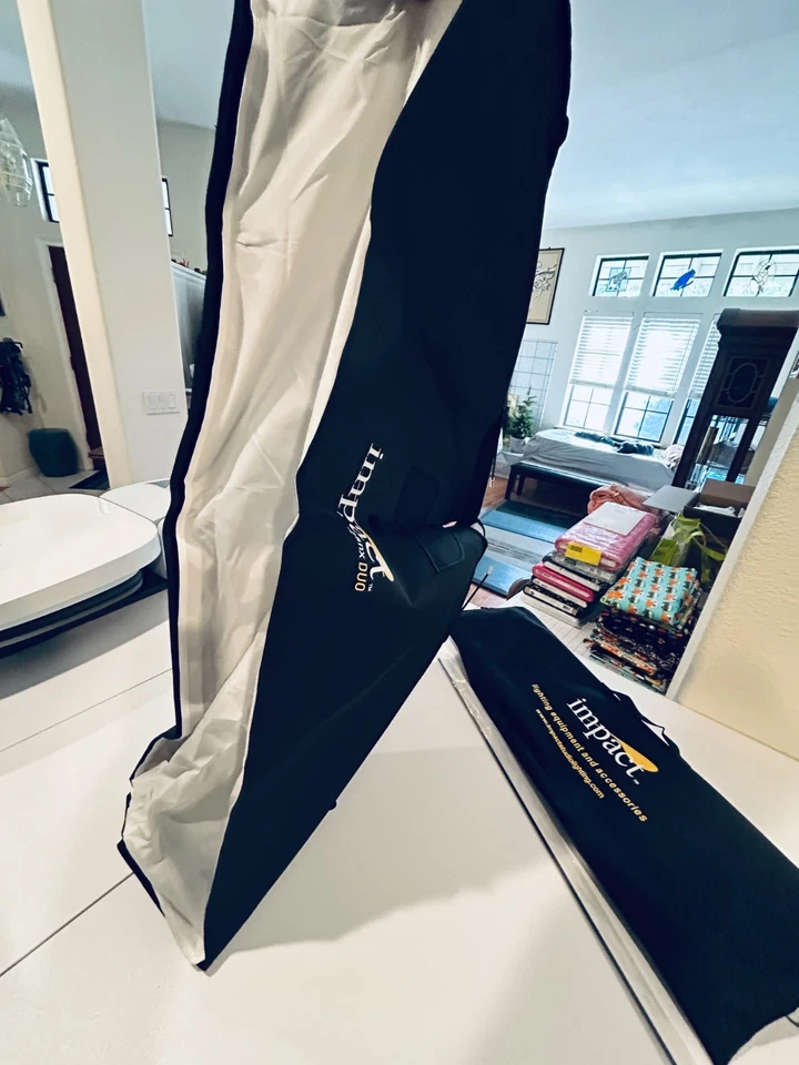 Impact LB-STD-S Luxbanx Duo Softbox Pequeno - 12” x 36” - Imagem 2 de 4