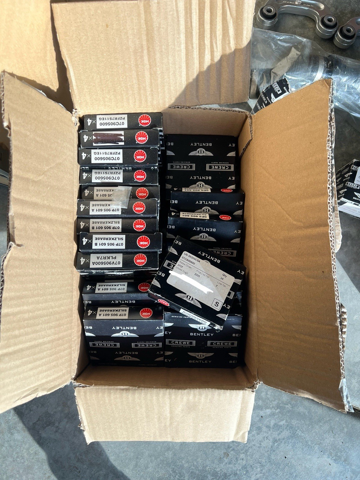 Bentley Parts, W12 & V8