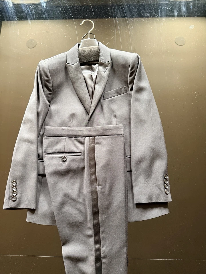 Esmoquin Ludlow negro J.Crew para niños en lana italiana talla 8 años Foto 2 de 3