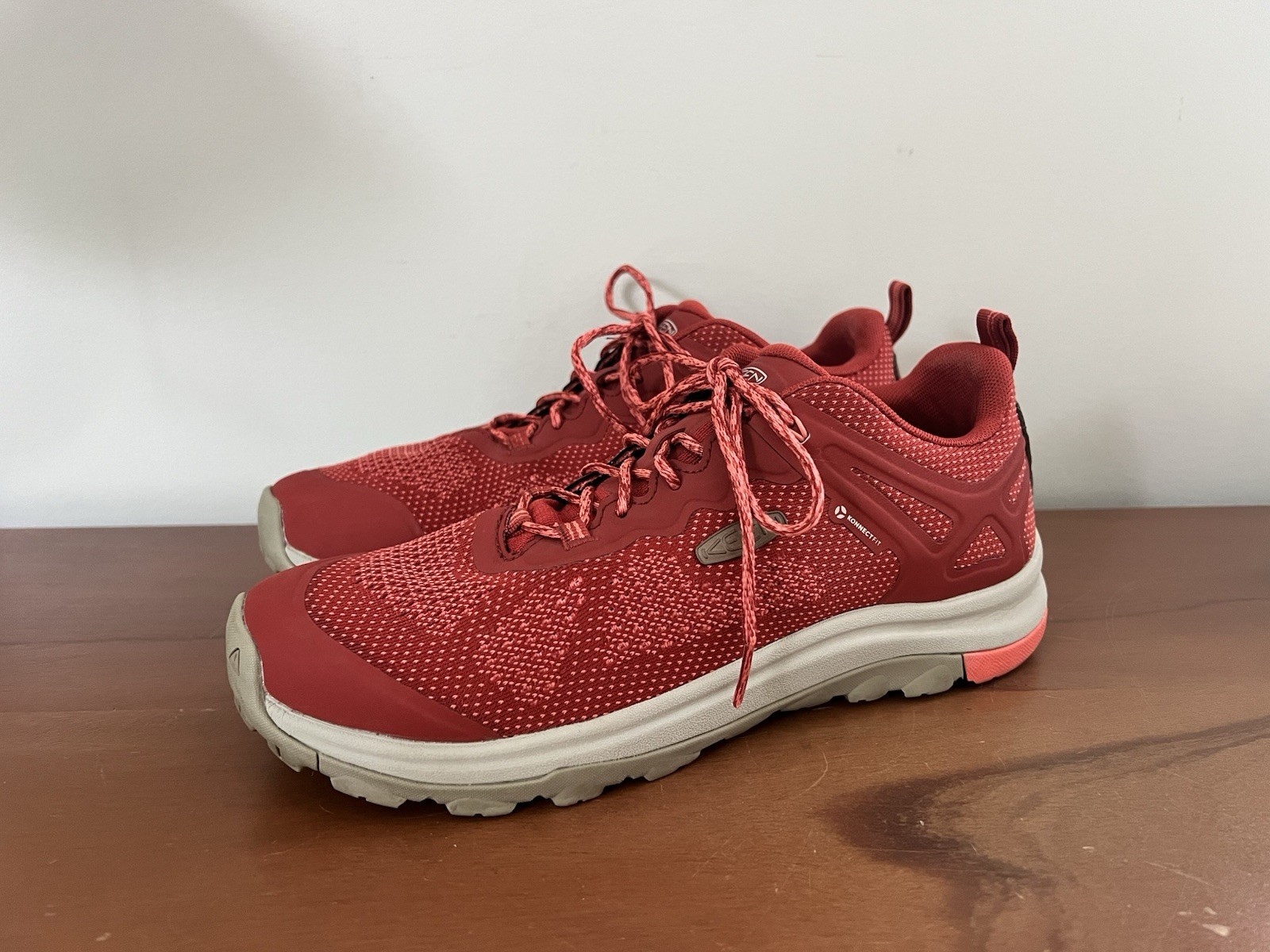 Scarpe da trekking Keen donna Terradora II Vent taglia 9 5 rosse leggere trail 1022341