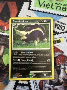 Skuntank 15/130 Diamond and Pearl Reverse Holo