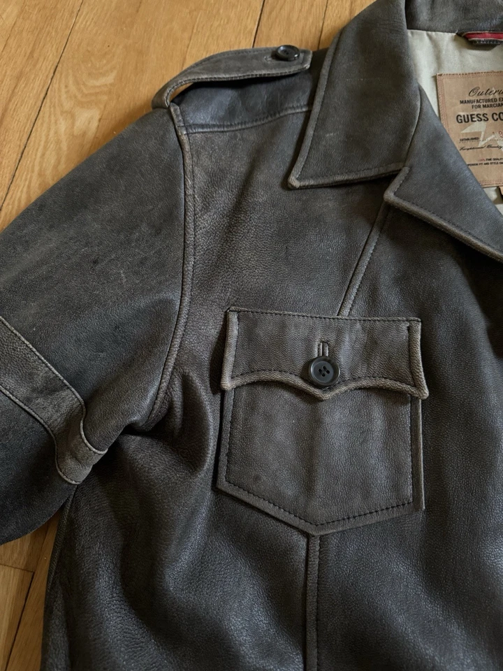 Genuine Leather Distressed Guess Men’s Jacket X-Large - Image 2 of 4