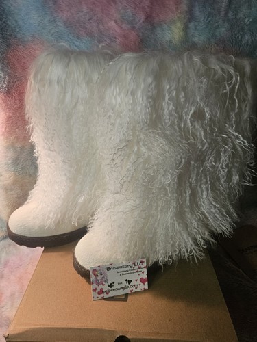 BEARPAW WHITE BOETIS BOOTS