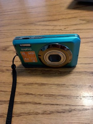 Sanyo Blue VPC-X1400 - 14.0MP 4x Optical Zoom Digital Camera