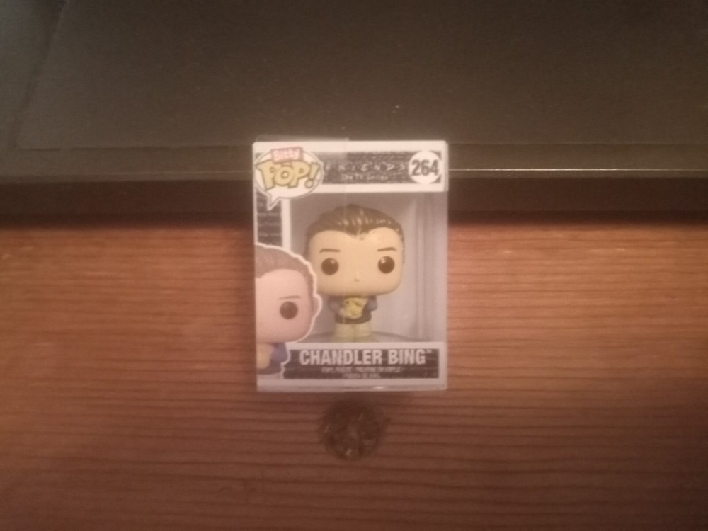 Friends Funko Bitty Pop! Mini Figure #264 Chandler Bing