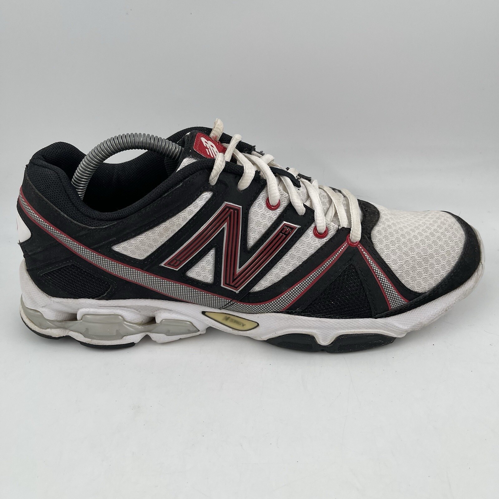 New Balance Men’s 758 Athletic Shoes Black White Red Training Shoes - Size 9.5