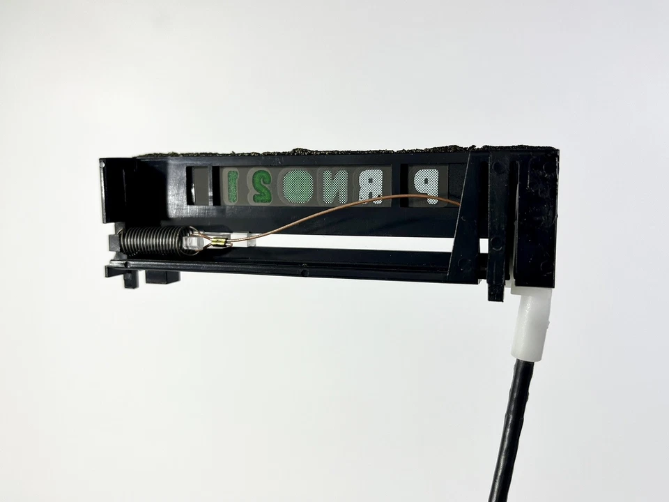 1997-2003 Ford Ranger Parking Gear Shift Shifter Selector Indicator PRNDL OEM - Image 4 of 4