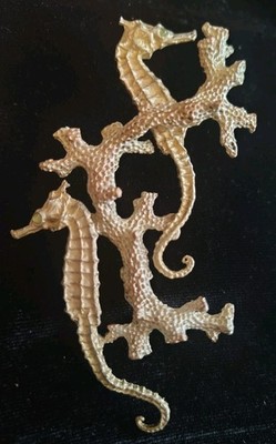 MICHAEL MICHAUD Seahorses Coral  STATEMENT PIN LARGE Pin/brooch EXQUISITE RARE! 