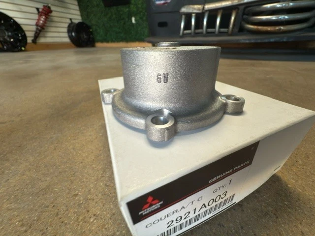 (1) 2921A003 CUBIERTA ORIGINAL MITSUBISHI OEM, FILTRO DE ACEITE ESTUCHE A/T - igual que el distribuidor Foto 2 de 4