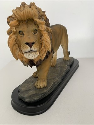Vintage 2003 Spring Large 16'' Prowling Lion Figurine 11448